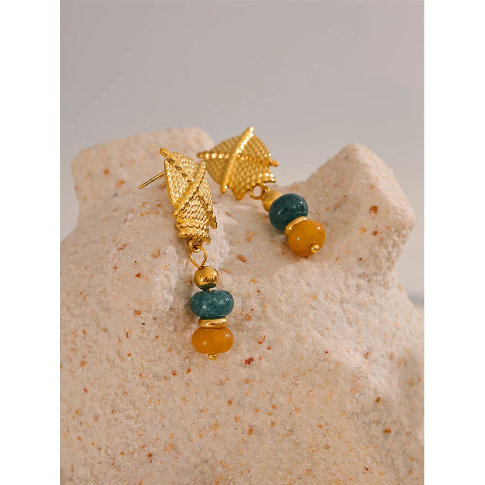 Brinco pedras artesanais francesas