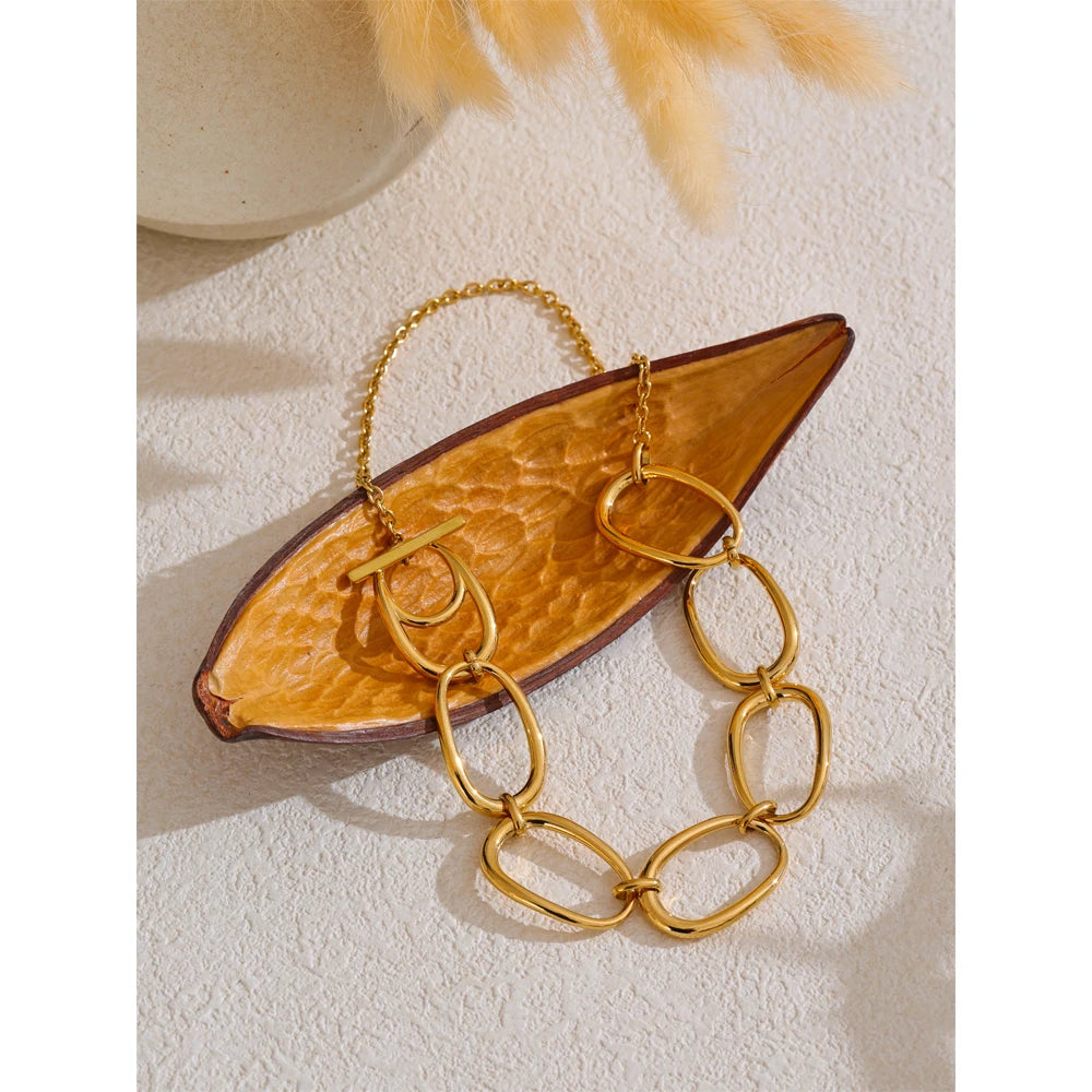 Colar feito à mão banhado a ouro